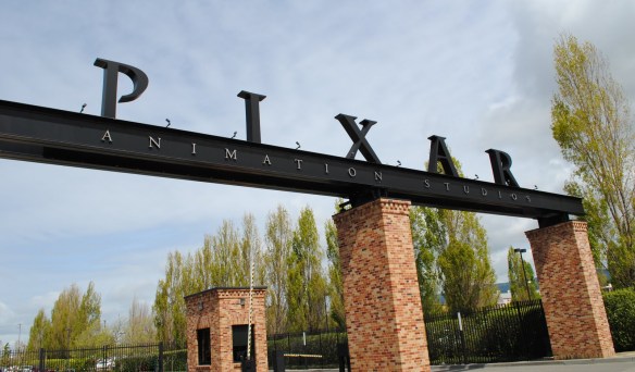 Pixar_Animation_Studios_gate